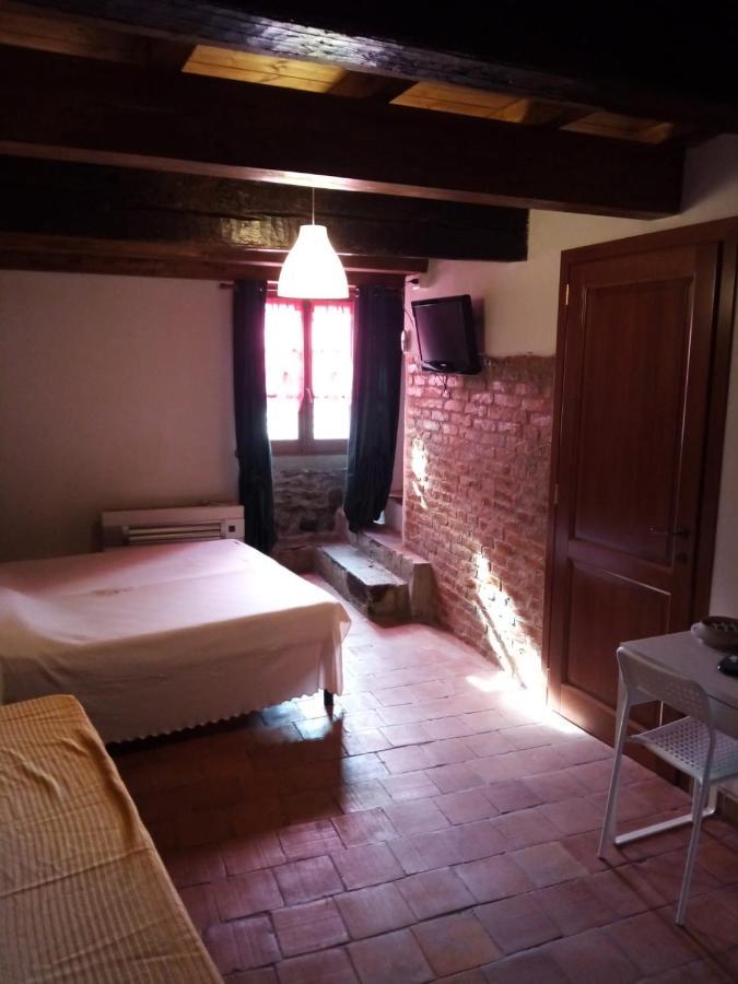 Casa Del Vicolo Verde Pontremoli Exterior foto